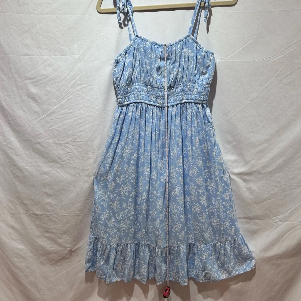 RSQ Tier Printed Dress Light Blue White Floral Pattern Size L Adjustable Straps - Picture 6 of 13